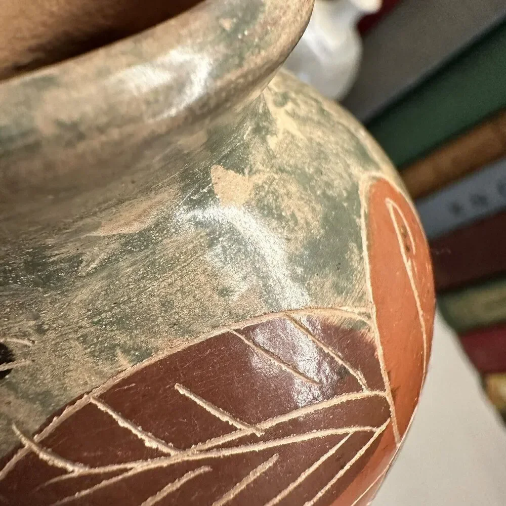 Vintage Costa Rica Art Pottery Vase Bird Flower Cut Away Design Hand-painted 4